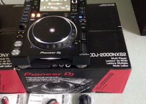 Pioneer CDJ-2000NXS2, DJM-900NXS2, Pioneer CDJ-3000, DJM-V10, DJM-A9